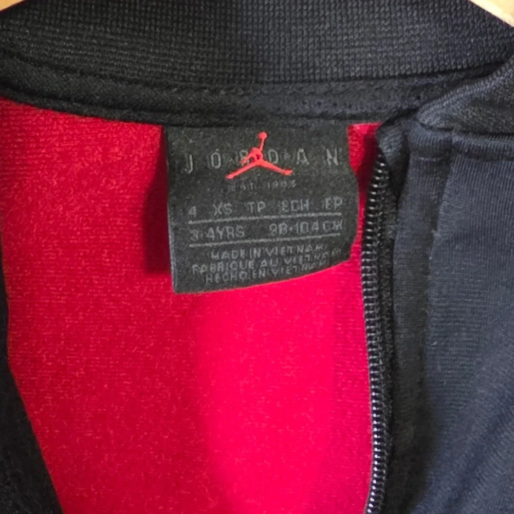 Jordan Kids Track Jacket Black Red Jumpman Full Zip Athletic Coat Size 4 XS